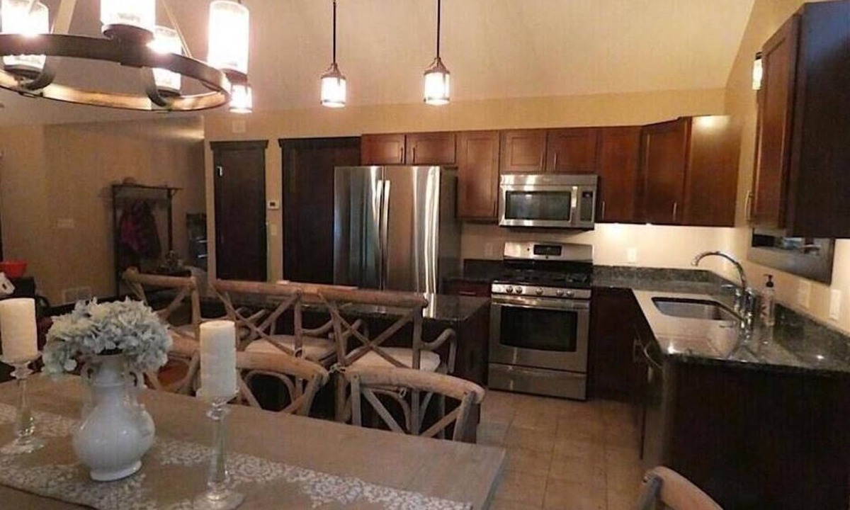 Bolton Landing House | Beautiful Bolton Landing Home in a private association with PRIVATE BEACH!