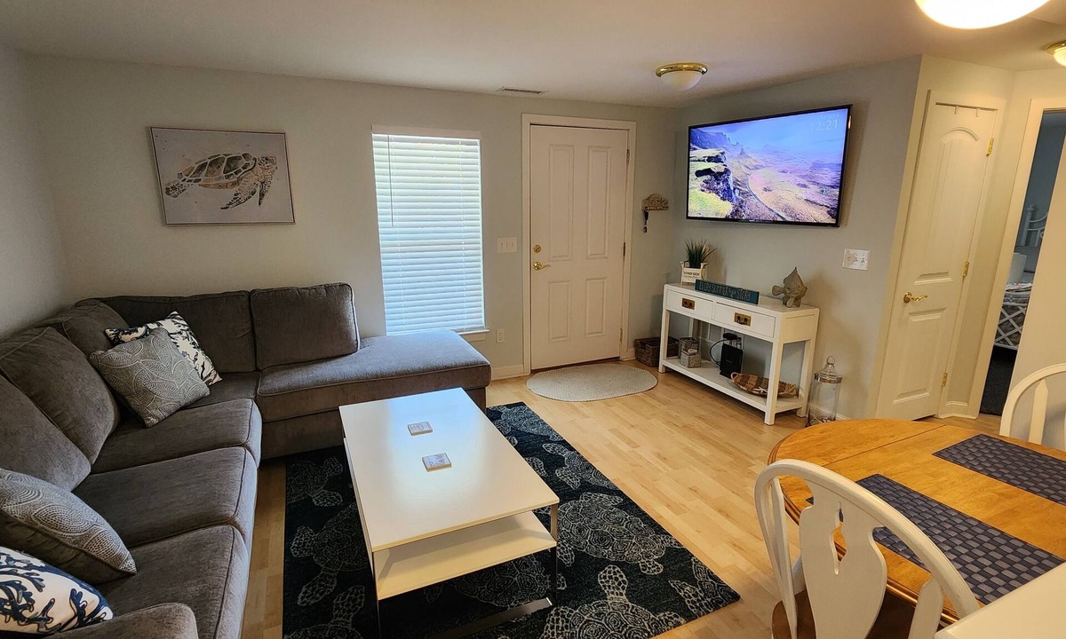 Kennebunkport Resort | Beautiful Condo Minutes to the Beach!
