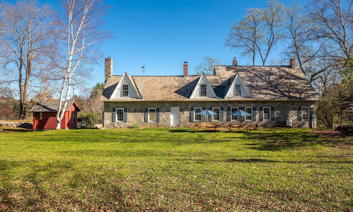 Hartland Four Corners House | Beautiful Historic Country Estate – Modern Comfort in Okemo Valley