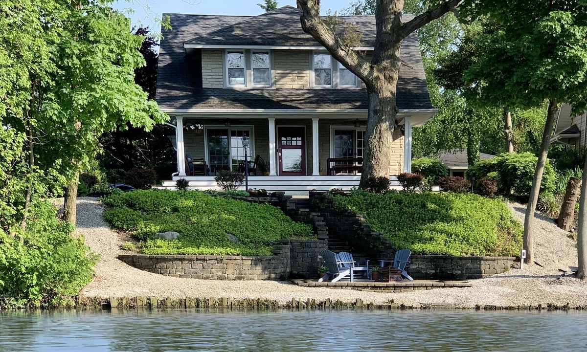Asbury Park House | Beautiful Lakeside 3BR House in Asbury. Enjoy Lake & Beach! Permit STR 2026-331