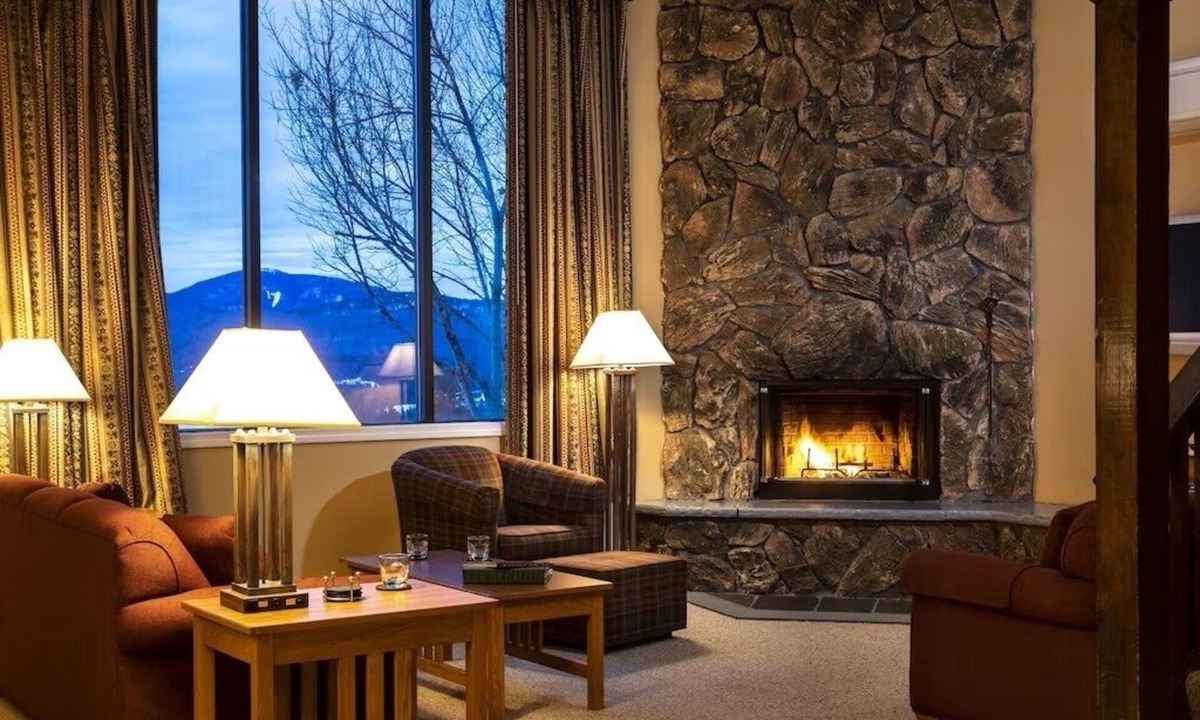 Lake Placid Resort | Beautiful Mountain Views- Minutes to Mirror Lake Ironman July 19, 2026