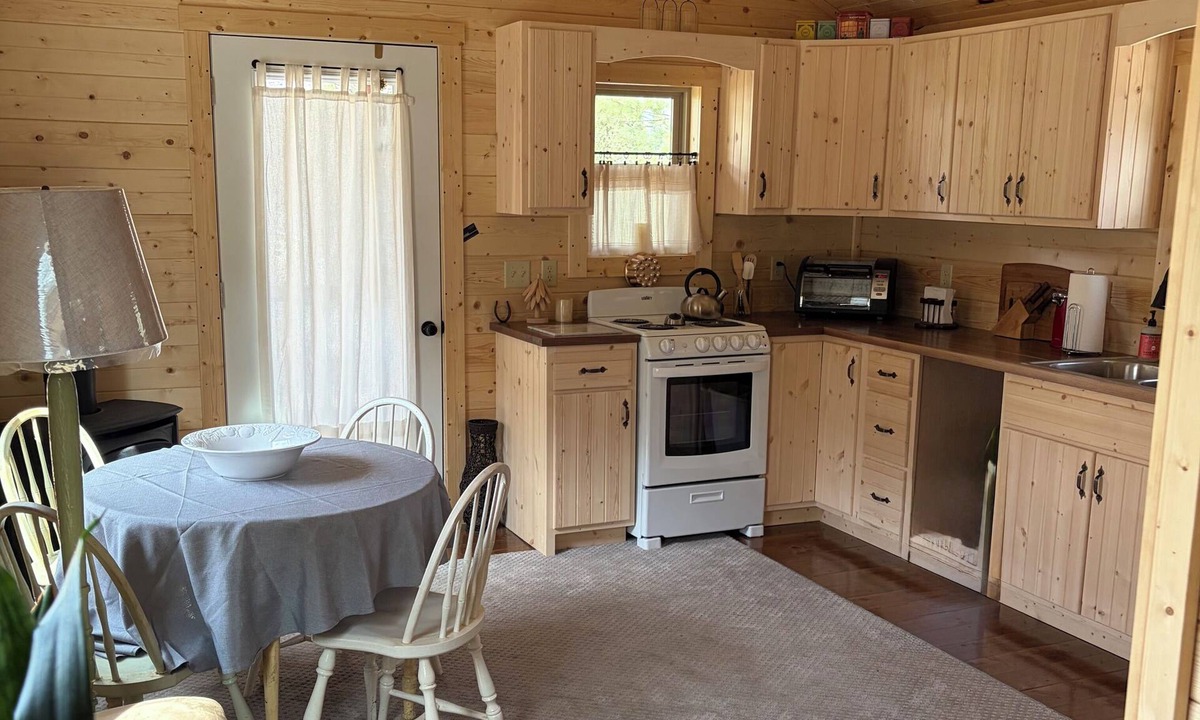 Copake Lake House | Beautiful New Build 1-bedroom home with Central Air ,on charming Copake Lake