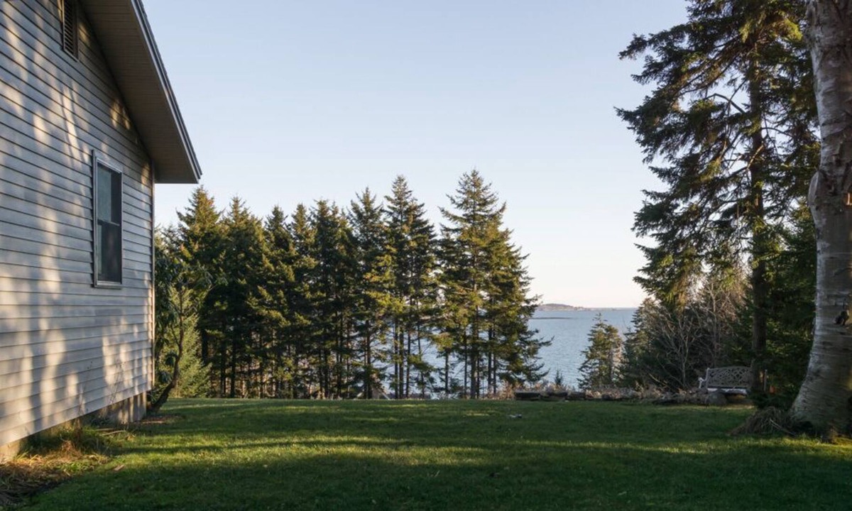 Mid-Coast and Islands House | Beautiful Orr's Island Home with Rooftop Deck and Stunning Ocean Views
