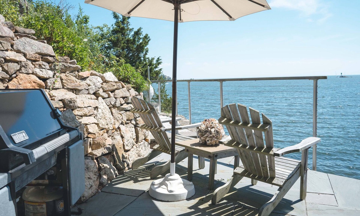Branford Center Cottage | Beautiful Waterfront In Branford, Connecticut