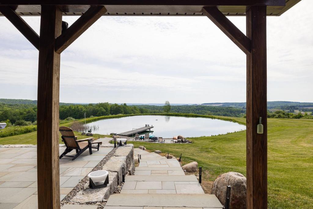 Nunda House | Bella Vista Retreat