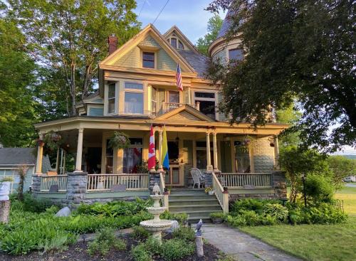 Poultney Bed & Breakfast | Bentley House Bed and Breakfast
