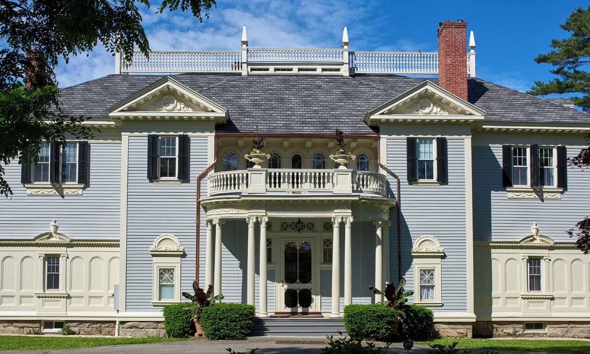 Lenox House | Berkshire Estate In The Heart Of Lenox 10 Luxurius Bds, Indoor/Outdoor Pools