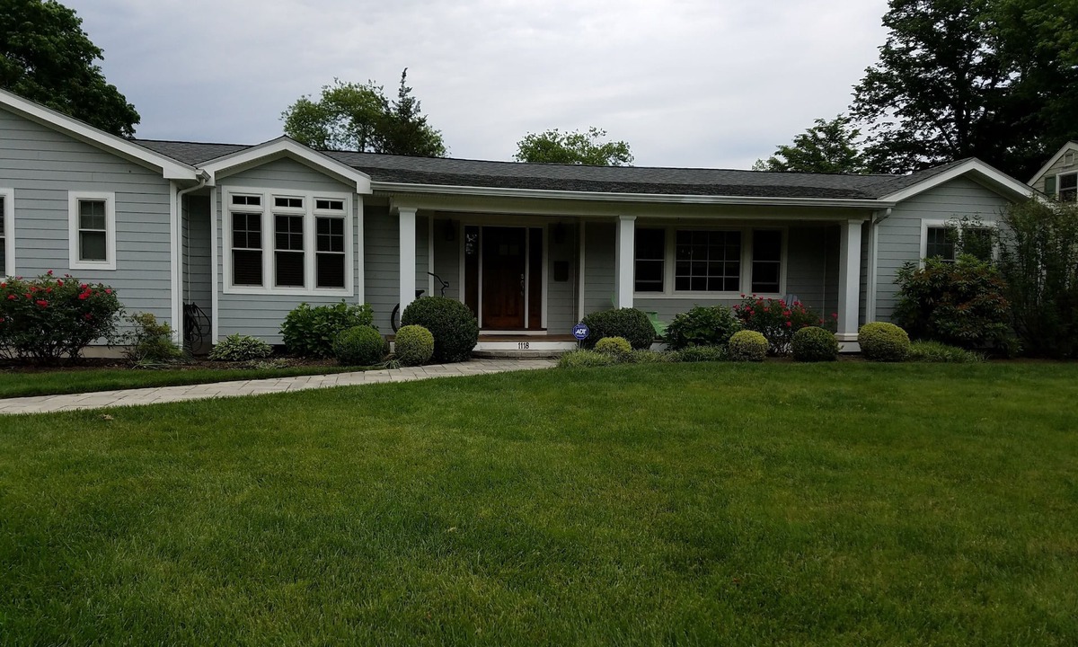 Sea Girt House | Bike to beach from family Shore house in quiet Sea Girt Estates