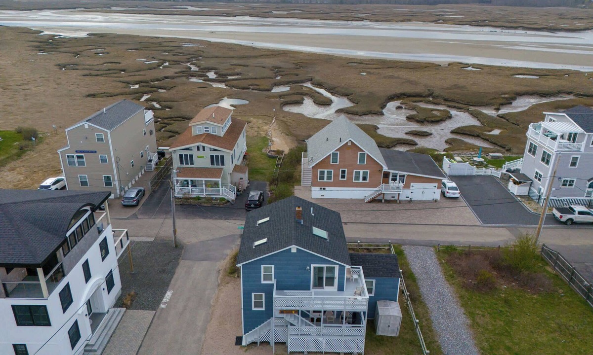 Wells Beach House | Blue Tides