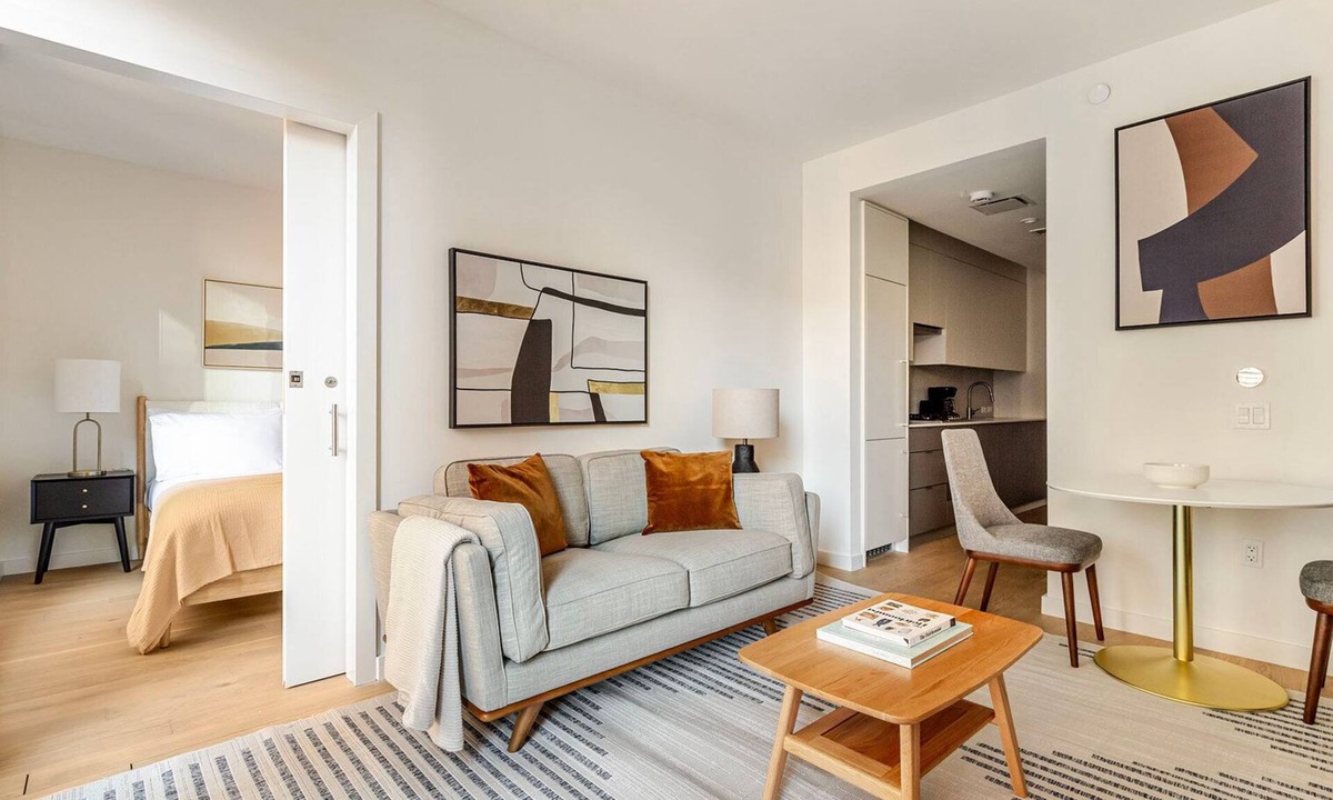 Chelsea Apartment | Blueground | Chelsea, rooftop pool, nr The Vessel