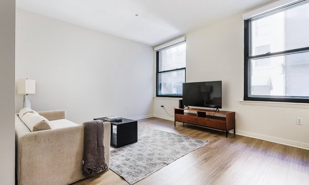 Downtown Boston Apartment | Blueground | Downtown, gym & w/d, nr harbor