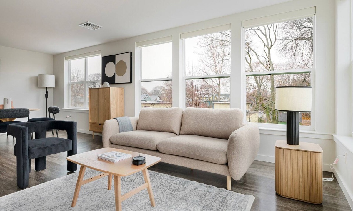 North Cambridge Apartment | Blueground | North Cambridge, fitness center, nr Alewife Park
