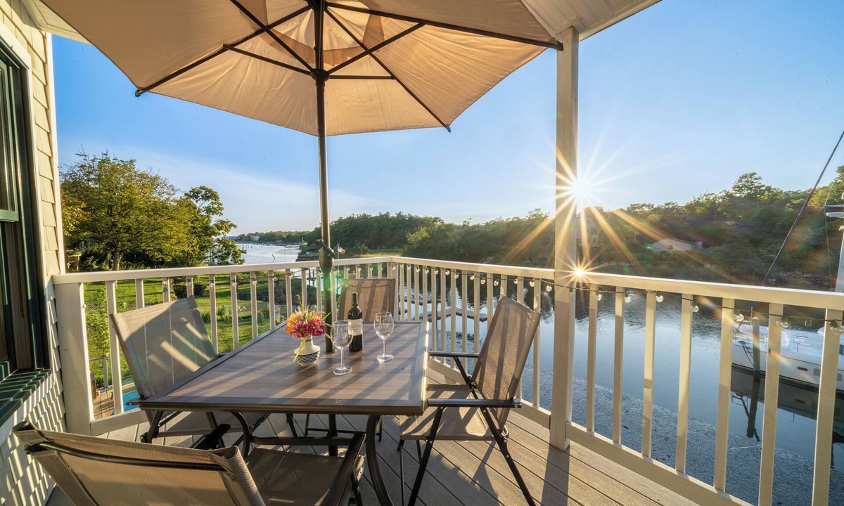 Branford House | Boater's paradise 3-bedroom waterfront home clean, modern, private
