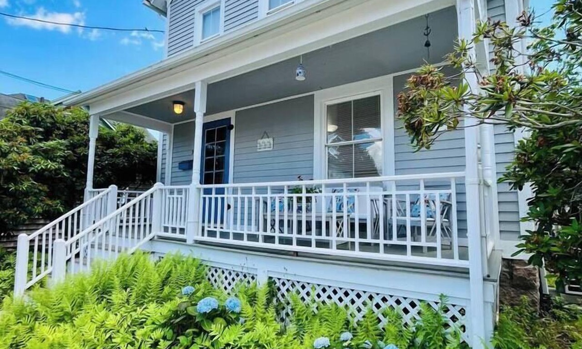 Stonington Apartment | Borough Adventures and Mystic Fun