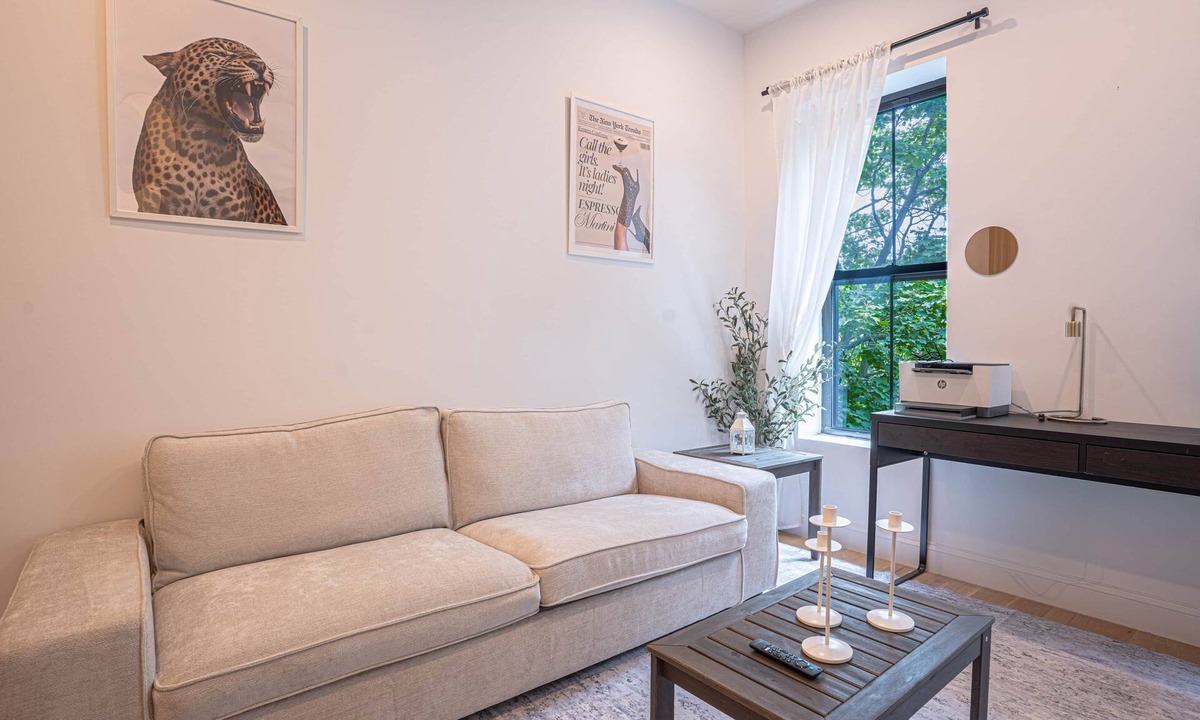 Ocean Hill Apartment | Bright & Cozy 3Bd Brooklyn Getaway