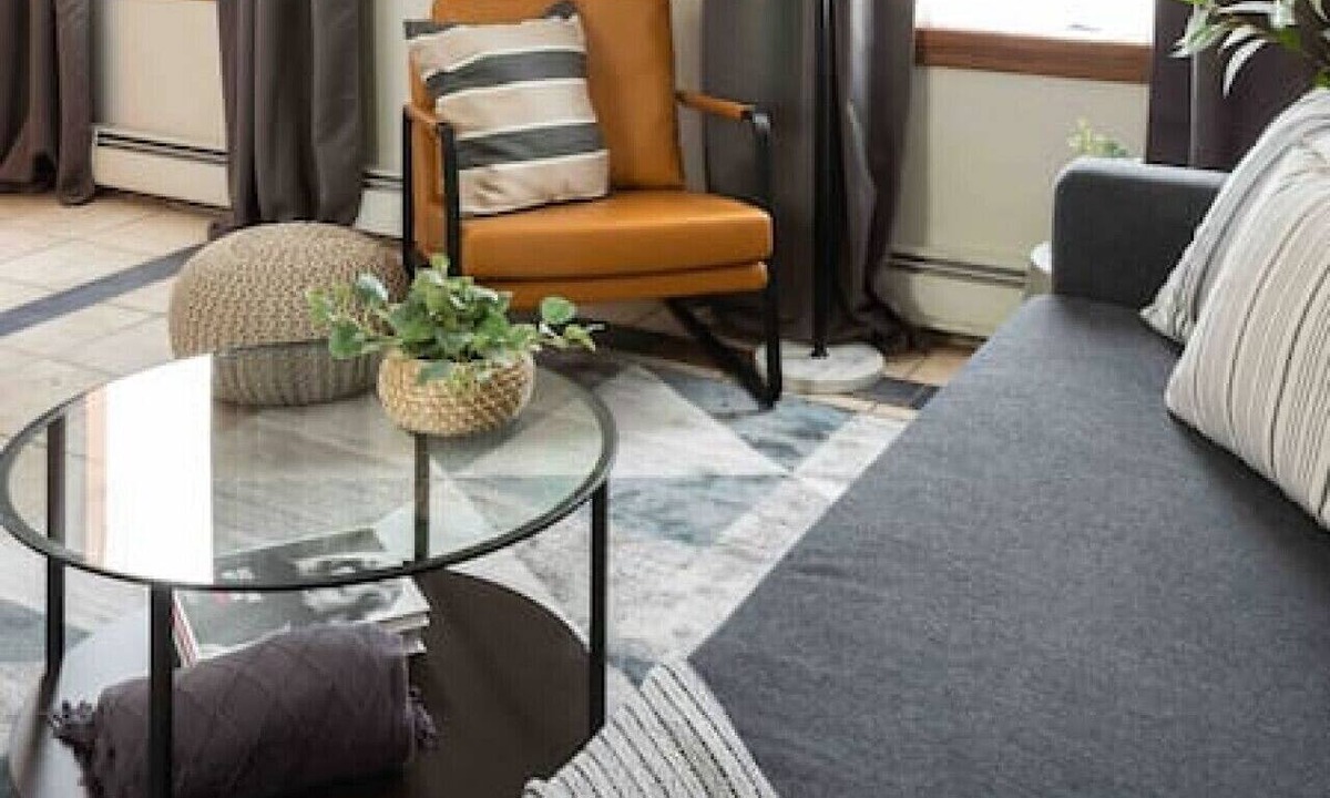 Downtown Apartment | Bright Downtown New Haven Escape