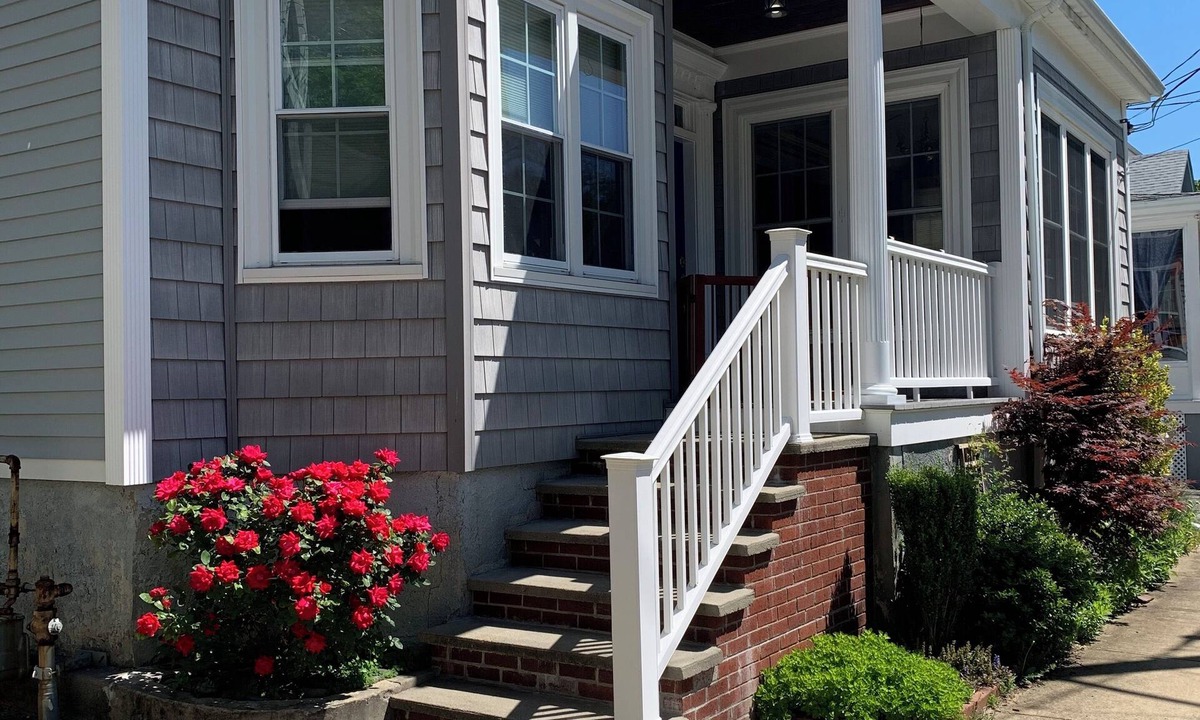Bristol House | Bristol Breeze Retreat, 3 BR, 3 bath home in gorgeous downtown Bristol, RI