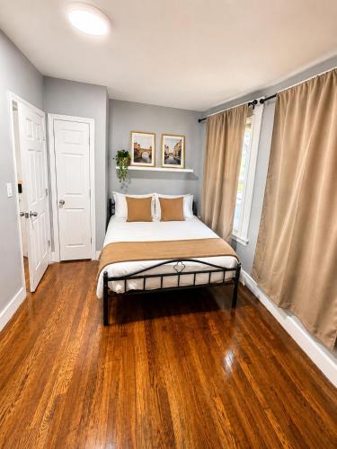 Beaver Hills House | Budget Private Room 1 near Yale & Hospitals - Grasso