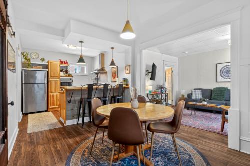 Old North End Apartment | Burlington Downtown Gem Walk to Church St & Lake