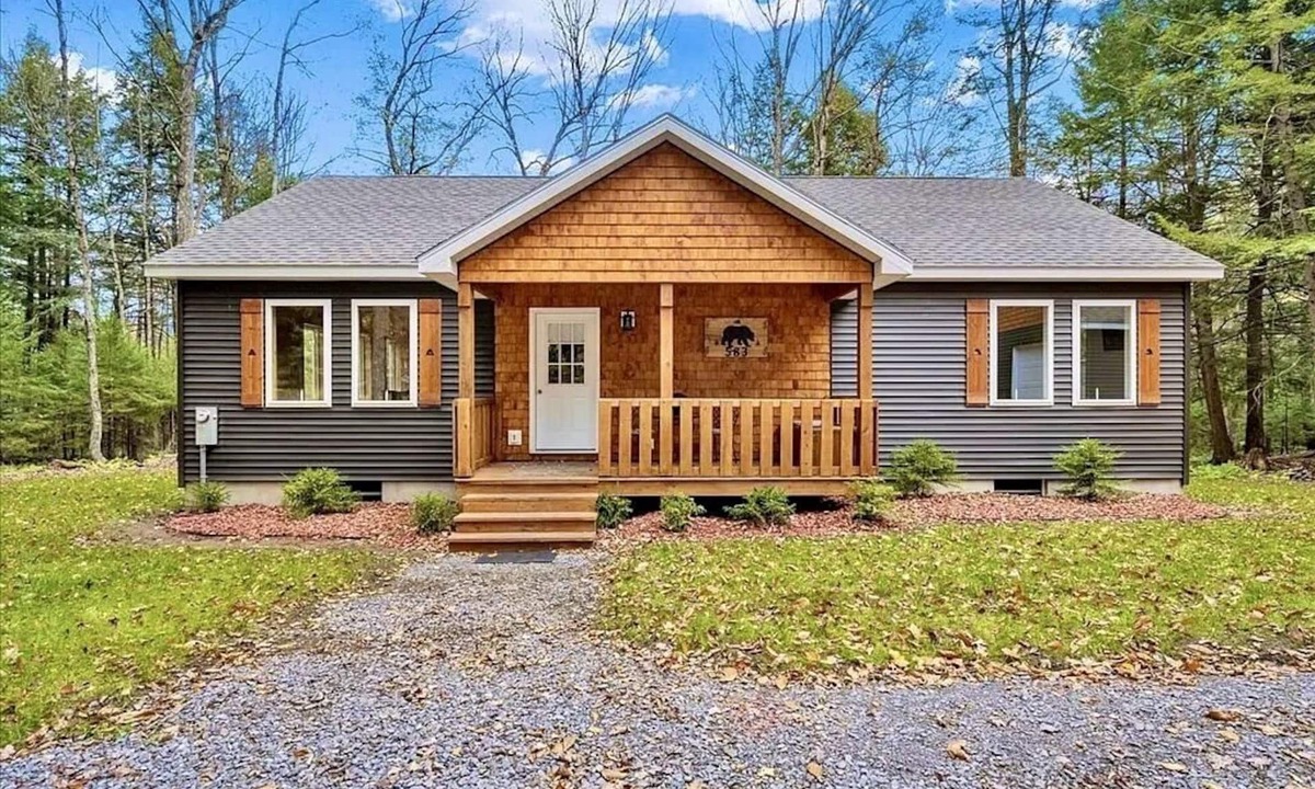 Town of Webb House | Camp Blantons - Old Forge