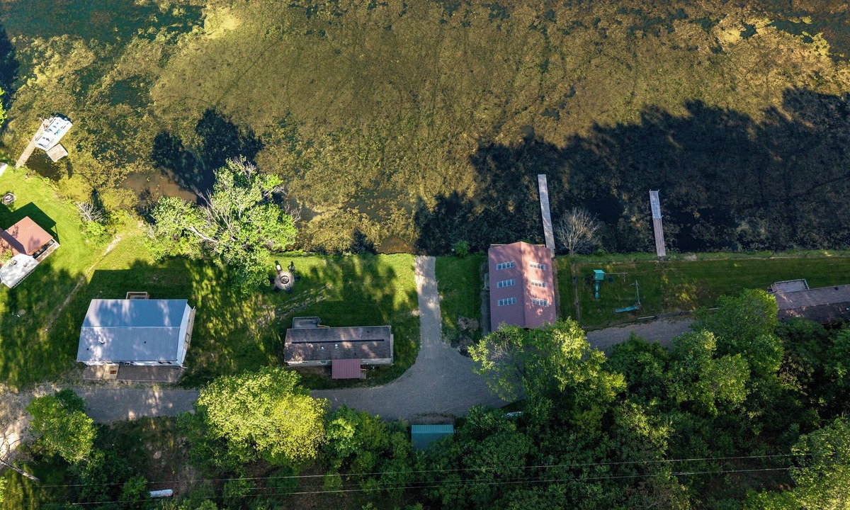 Bradford House | Camp w/3 Homes | Lamoka Lake | Sleeps 16