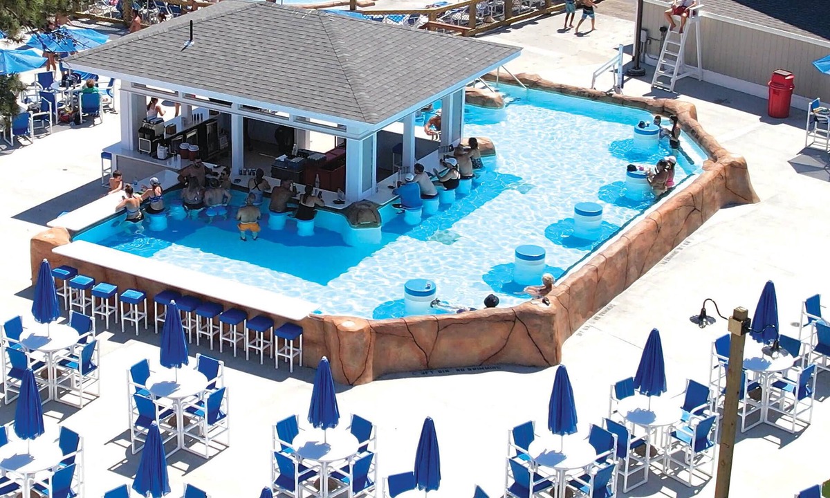 West Yarmouth Hotel | Cape Cod Family Resort and Parks