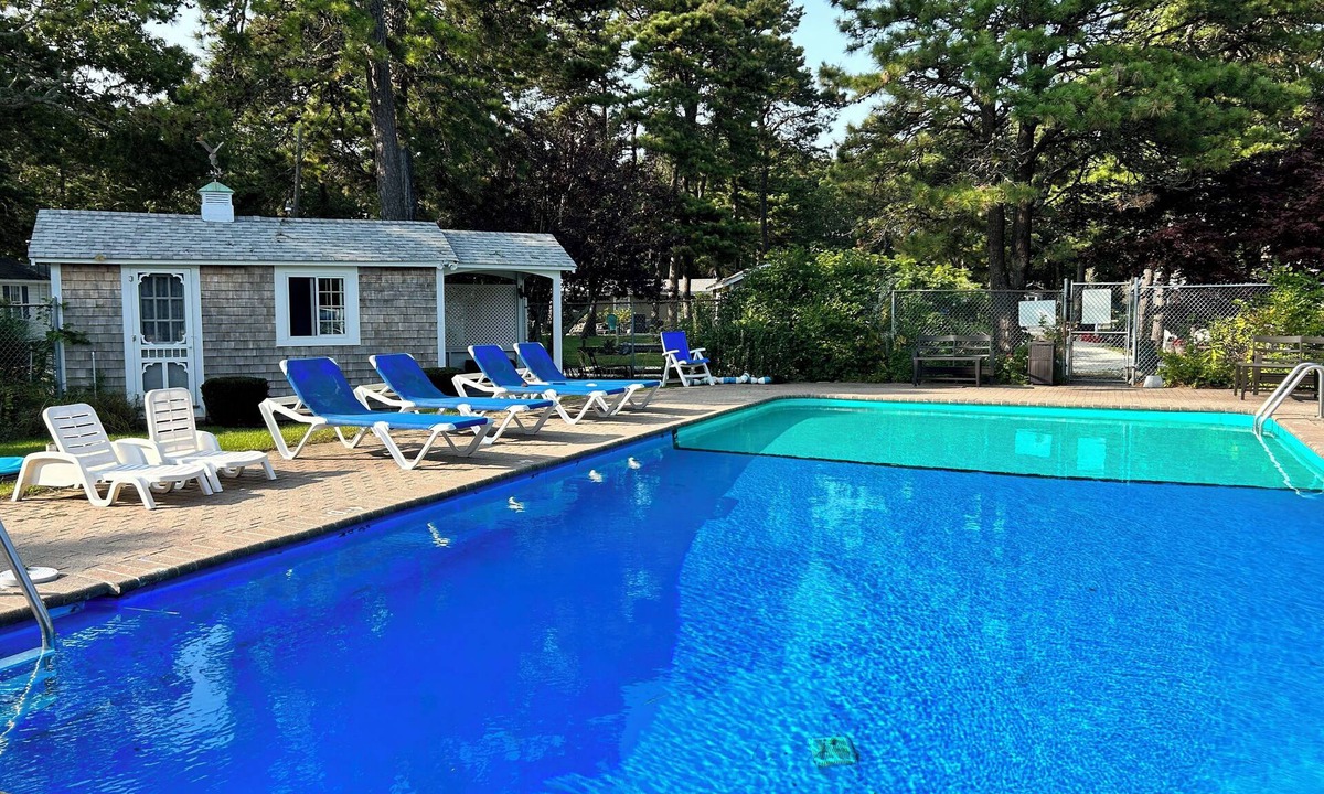 Bass River Cabin | Cape Cod Getaway for 3 Pool, Pet-Friendly & 1 Mile to Beaches, Cabin 6