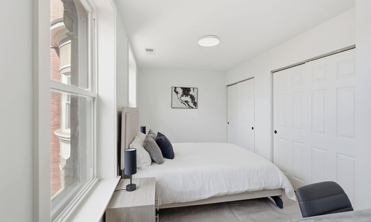 Powelton Village House | Carriage House: Stylish 1BR Retreat