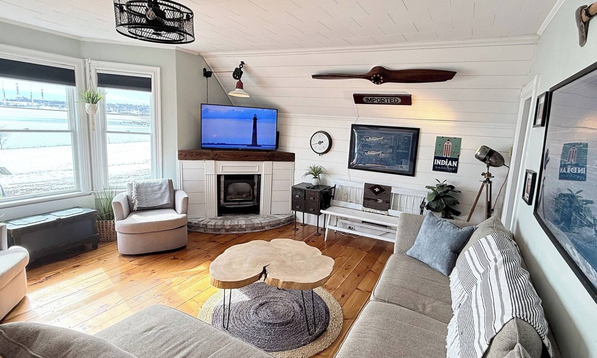 East Deering Condo | Casco Bay Vista