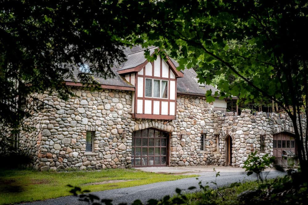 Bolton Landing Other | Castle Gatehouse Rental for a Unique Getaway near Bolton Landing, New York