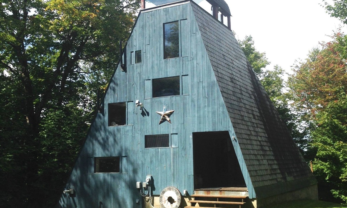 Warren Ski Chalet | Chalet near Sugarbush/Mad River/CC Sking/Blueberry Lake/Bike Trail - Year Round