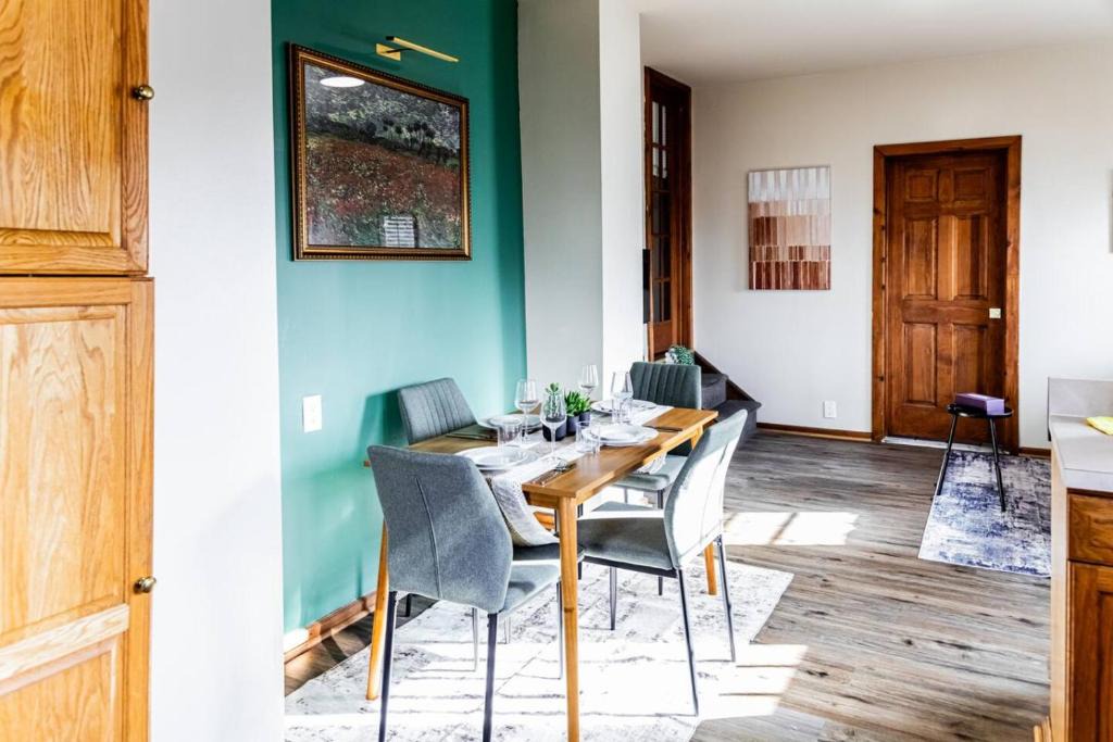 Hackensack Apartment | Charming 2 Bedroom Apartment Near NYC, Metlife Stadium