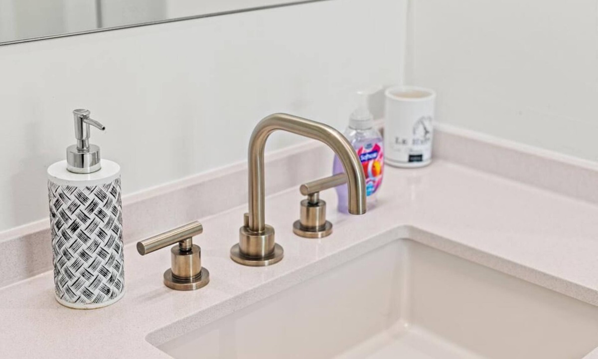 Jamaica Plain Apartment | Charming 2-bedroom apartment in amazing Boston Hospitals