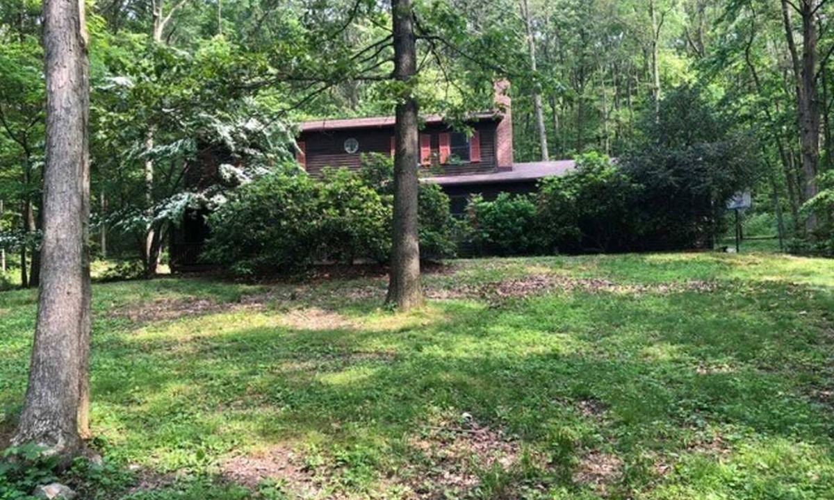 Narvon Bed & Breakfast | Charming 2-bedroom B&B in Honey Brook with WiFi, fitness room bed and breakfast