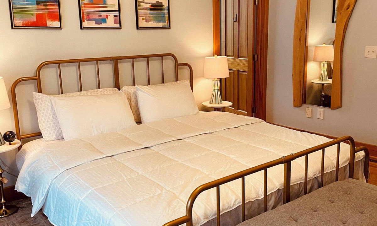 Trumansburg House | Charming 3-bedroom house with WiFi, AC in lovely Trumansburg