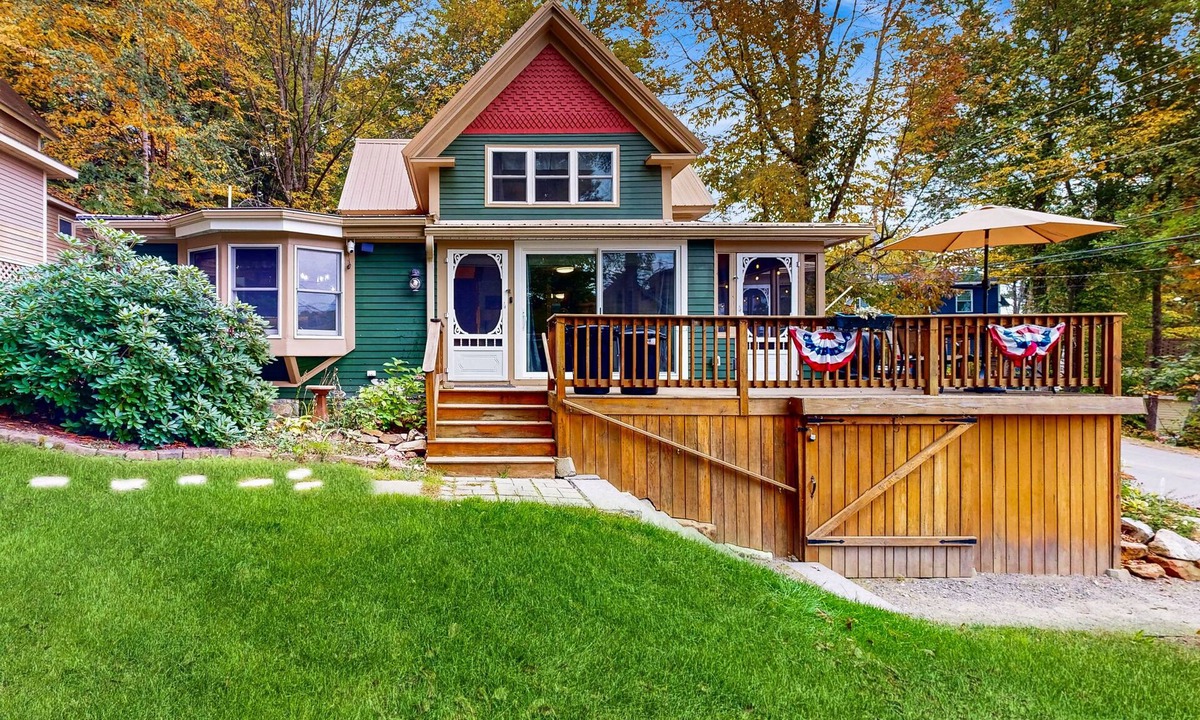 Alton Bay House | Charming centrally located cottage, screened in porch and walk to lake