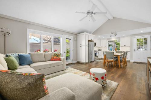 Mews Village House | Charming cottage in New Seabury