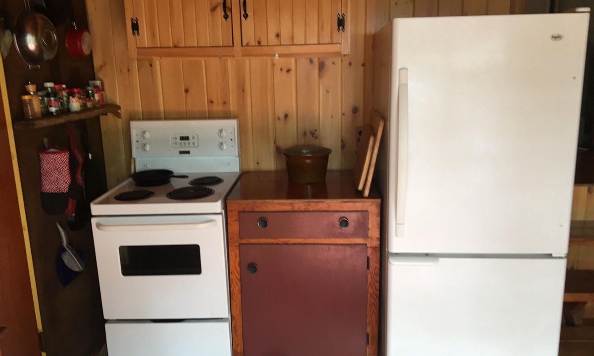 Rideau Lakes Cottage | Charming cottage on Upper Rideau Lake near Westport, ON