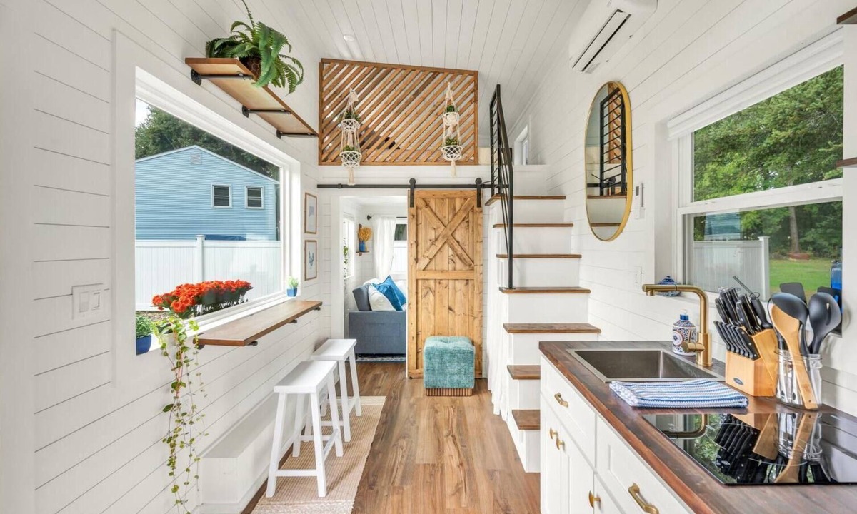 Cromwell Apartment | Charming New England Tiny Home in Cromwell, CT