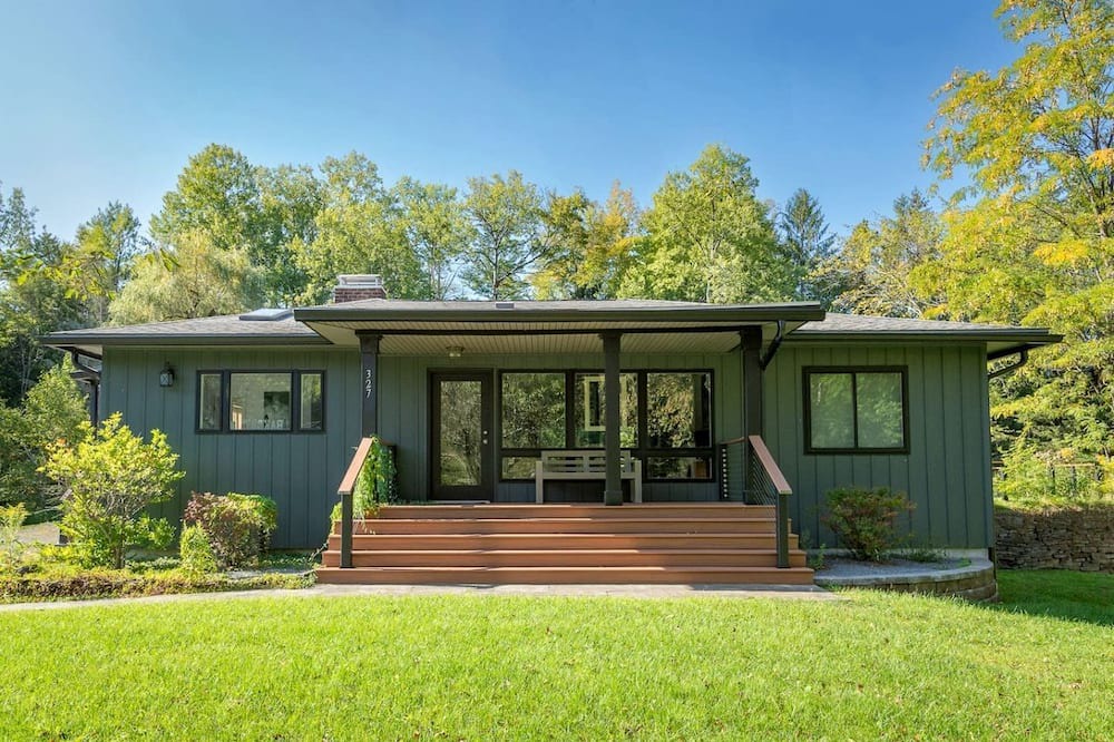 East Meredith House | Charming Pet-Friendly Getaway with Deck & Nature Views in East Meredith, New York