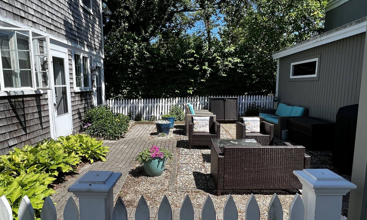 Provincetown Apartment | Charming Studio in PTown's West End : completely modernized