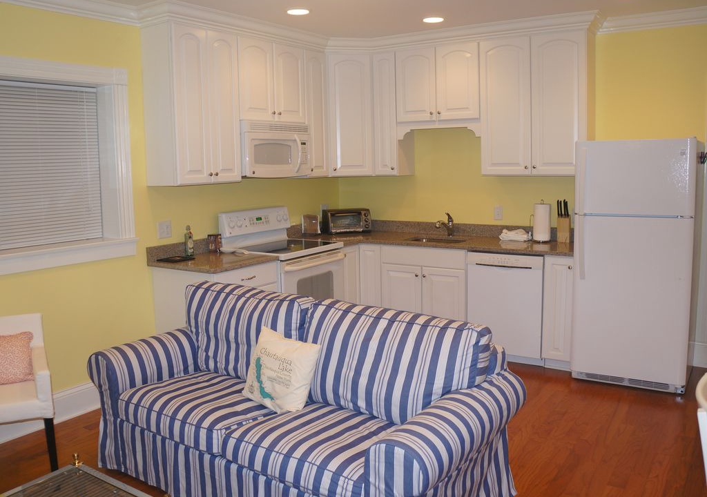 Chautauqua Apartment | Chautauqua Institution 2 Bedroom/2 Bath Basement Apartment