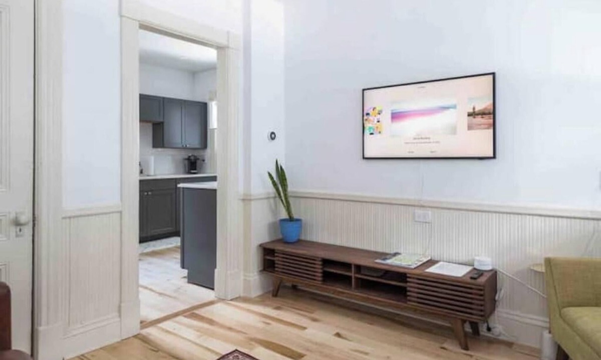 Old North End Apartment | Cityscape Sanctuary: parking+laundry