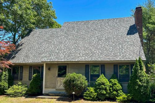 South Orleans House | Classic Cape House 5M to Nauset Beach