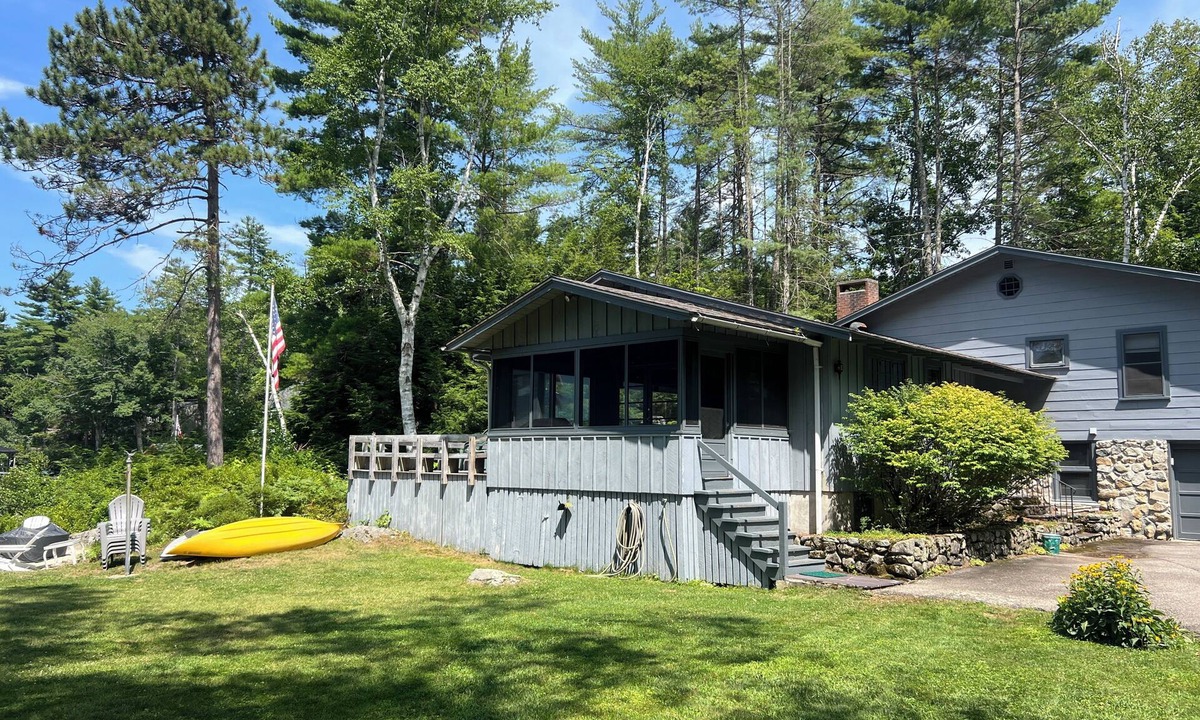 Wolfeboro House | Classic Lake House with Guest Cottage on Wolfeboro's Premier Springfield Point