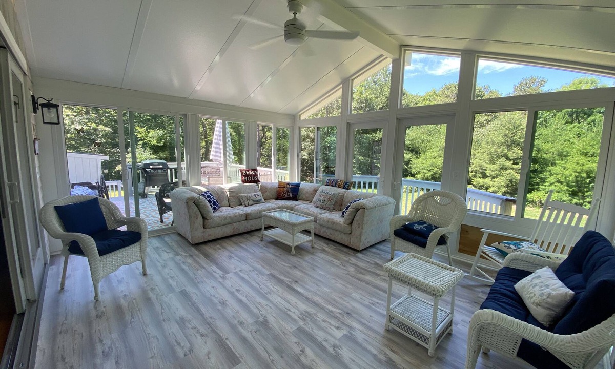 Marstons Mills House | Clean, Hidden gem/sunlit sunroom. Quiet area yet still near local attractions