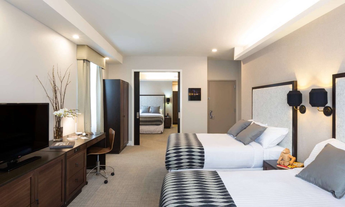Chinatown Hotel | Close To Chinatown | Loft Suite
