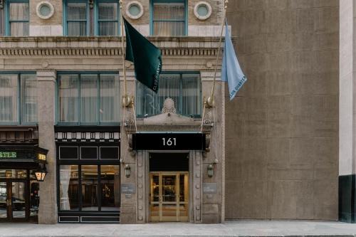 Downtown Boston Hotel | Club Quarters Hotel Faneuil Hall, Boston