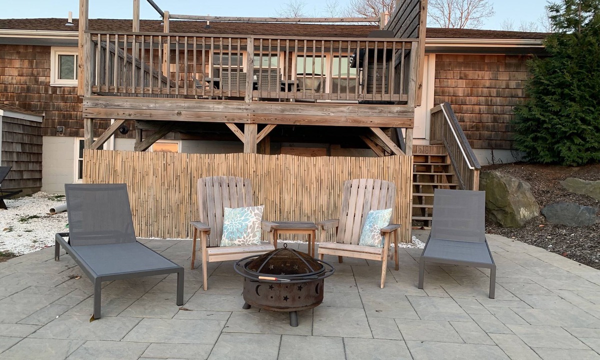 Tiverton House | Coastal charm and sunsets!