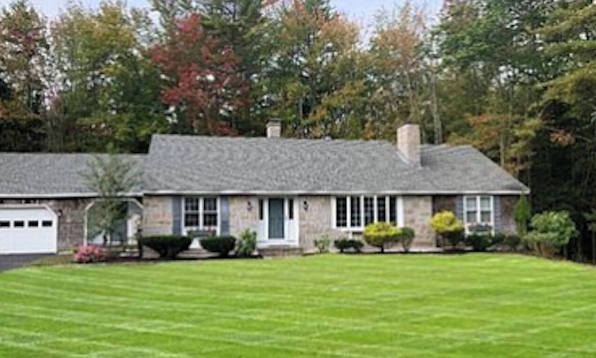 Kennebunk House | Coastal Retreat-Heated Saltwater Pool, Hot Tub & Sauna, 1 mile walk to the Ocean